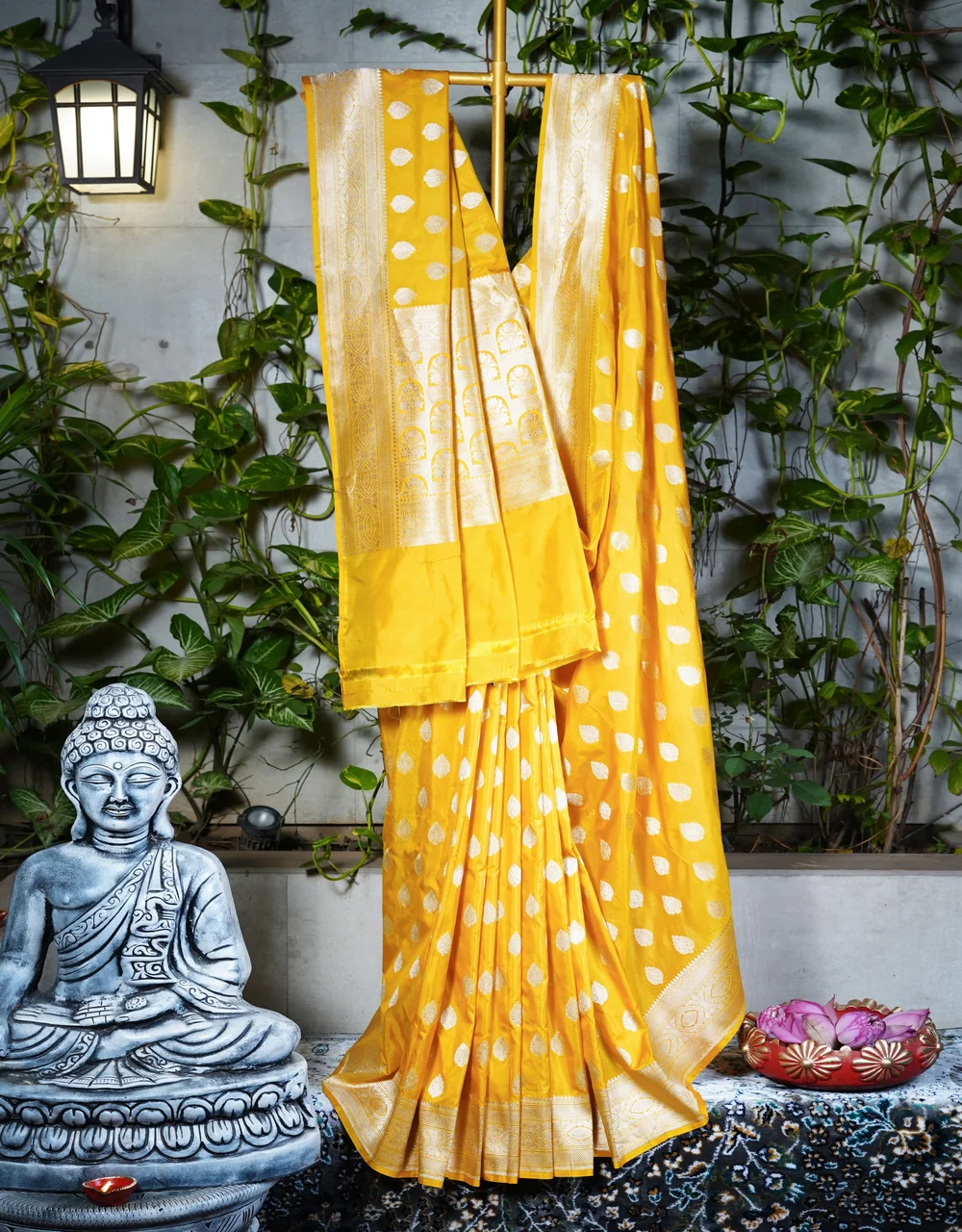 yellow-golden-yellow-pure-silk-katan-banarasi-saree