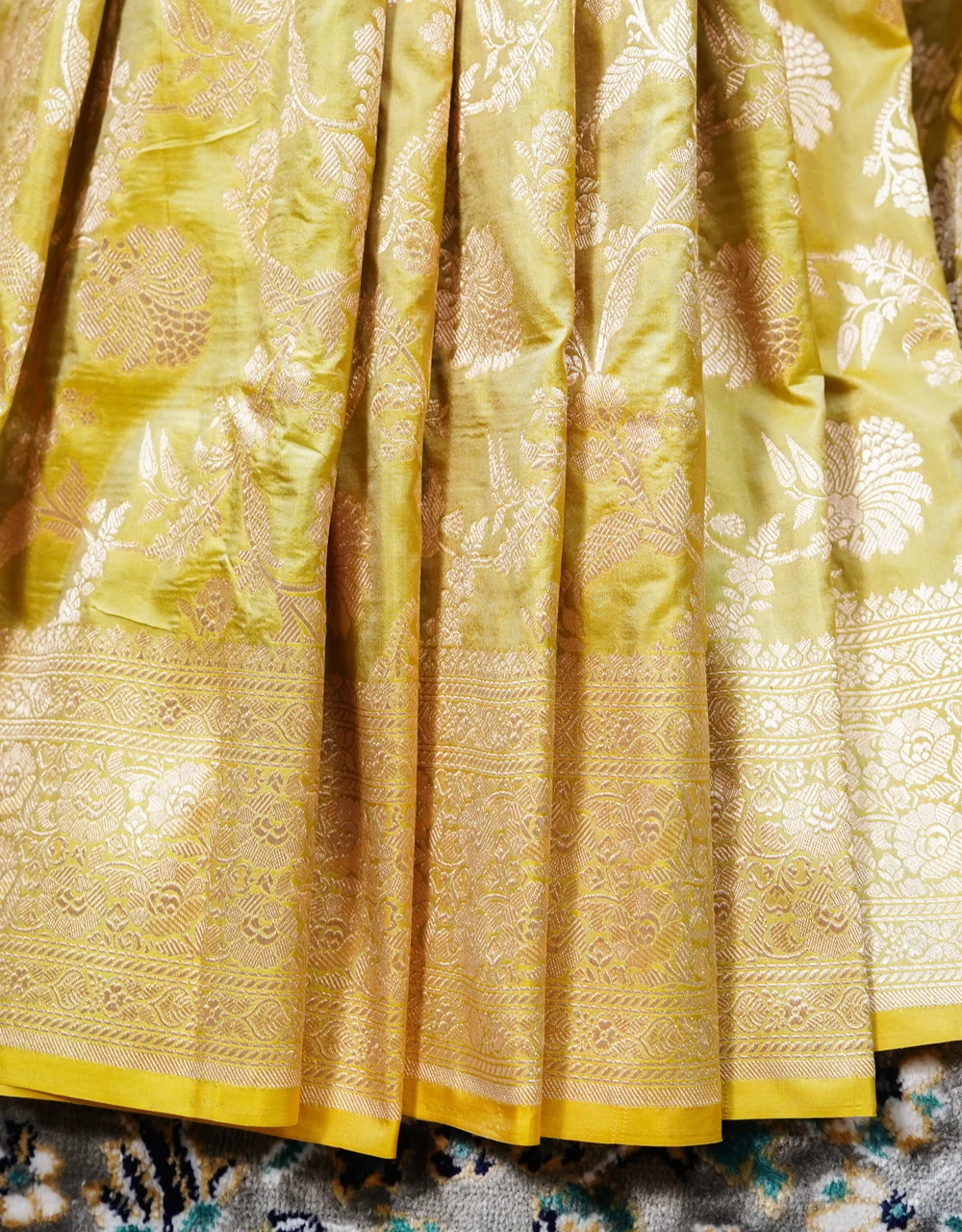 Light Green Mehendi Pure Katan Silk Banarasi Saree - View 4