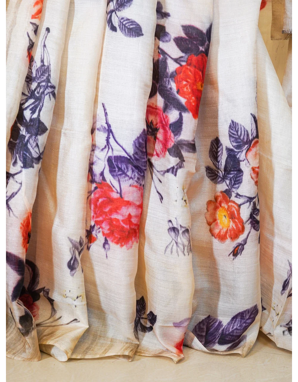 Cream Tussar Digital Floral Printed Silk Saree - View 4