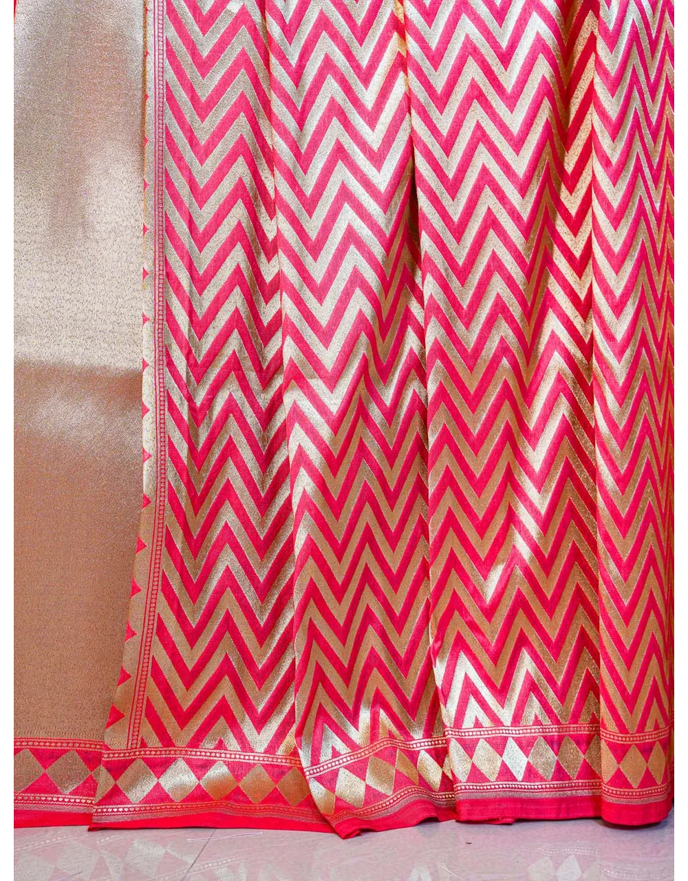 Red And Beige Banarasi Silk Saree With Golden Zari Work - View 4