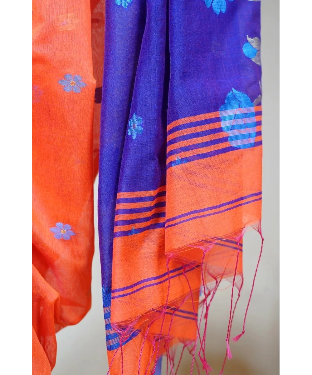 Orange And  Royal Blue Silk Handloom Jamdani Saree With Zari Floral Weave And Dual Tone Border - View 5