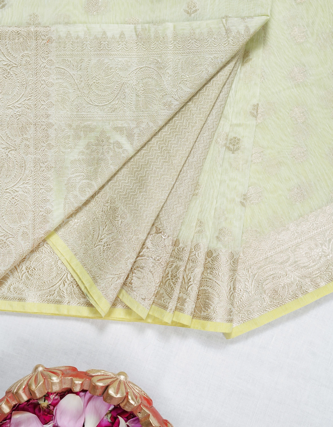 Green Mint Linen Banarasi Saree With Silver Gold Zari Booti - View 3