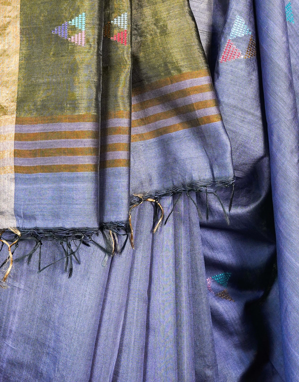 Blue And Olive Mastrise Ghicha Silk Handwoven Saree - View 4