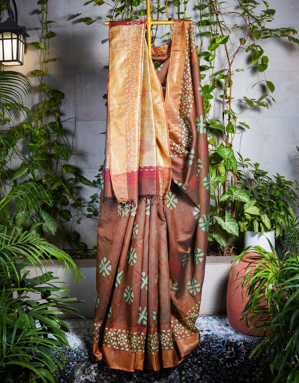 Brown Bhagalpuri Ghicha Silk Saree With Contrast Beige Pallu And Mint Motifs