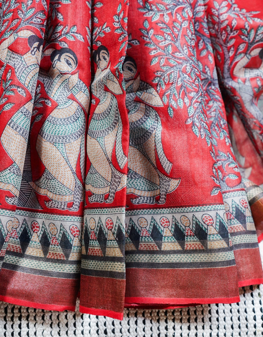 Red Madhubani Art Tussar Munga Silk Saree With Tribal Motifs And Handcrafted Border - View 5