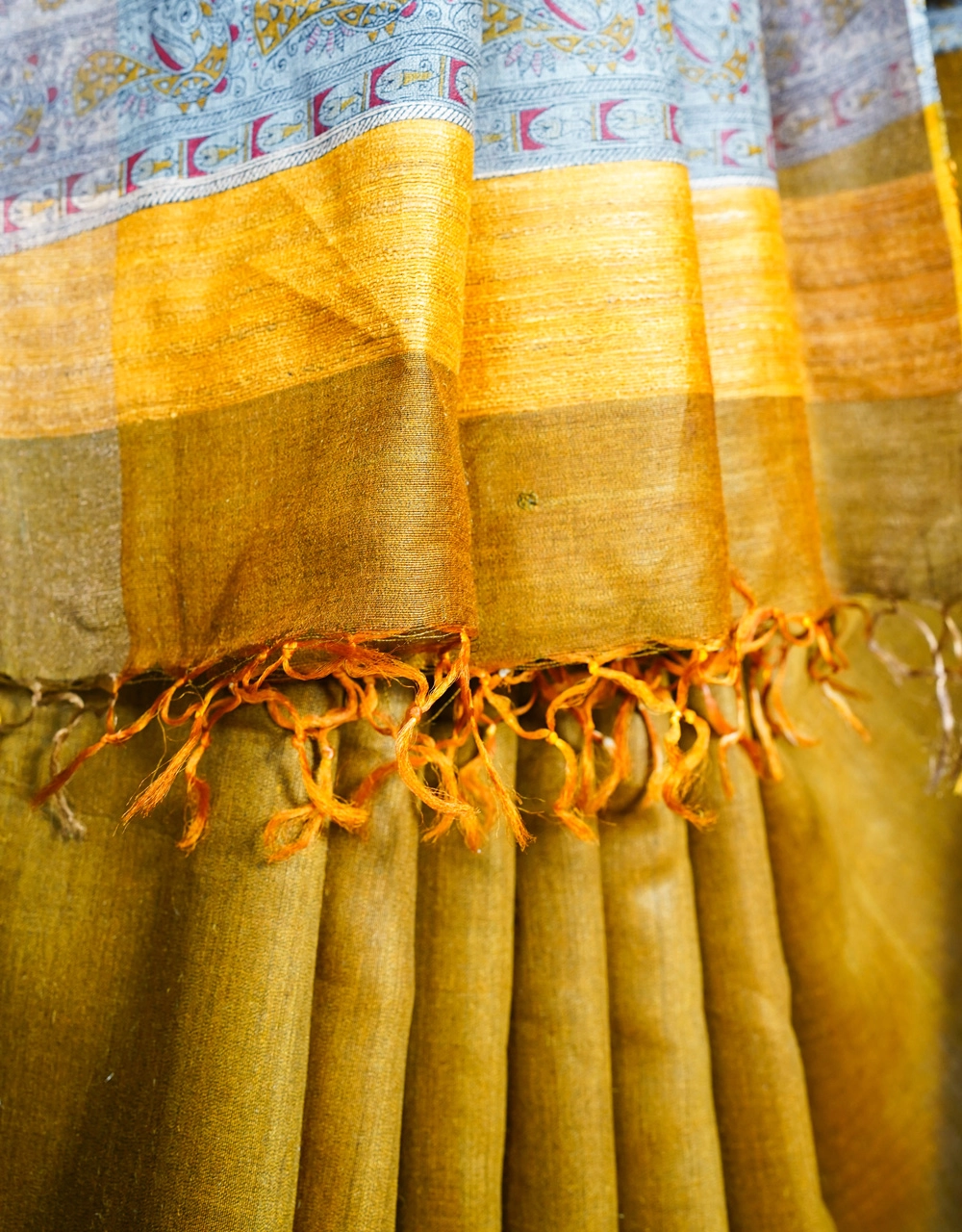 Mustard Yellow Madhubani Motif Tussar Munga Silk Handloom Saree - View 4