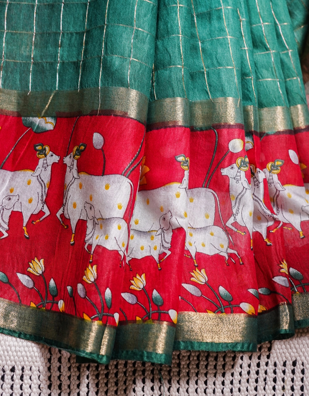 Green And Red Pure Tussar Munga Silk Handloom Saree - View 5