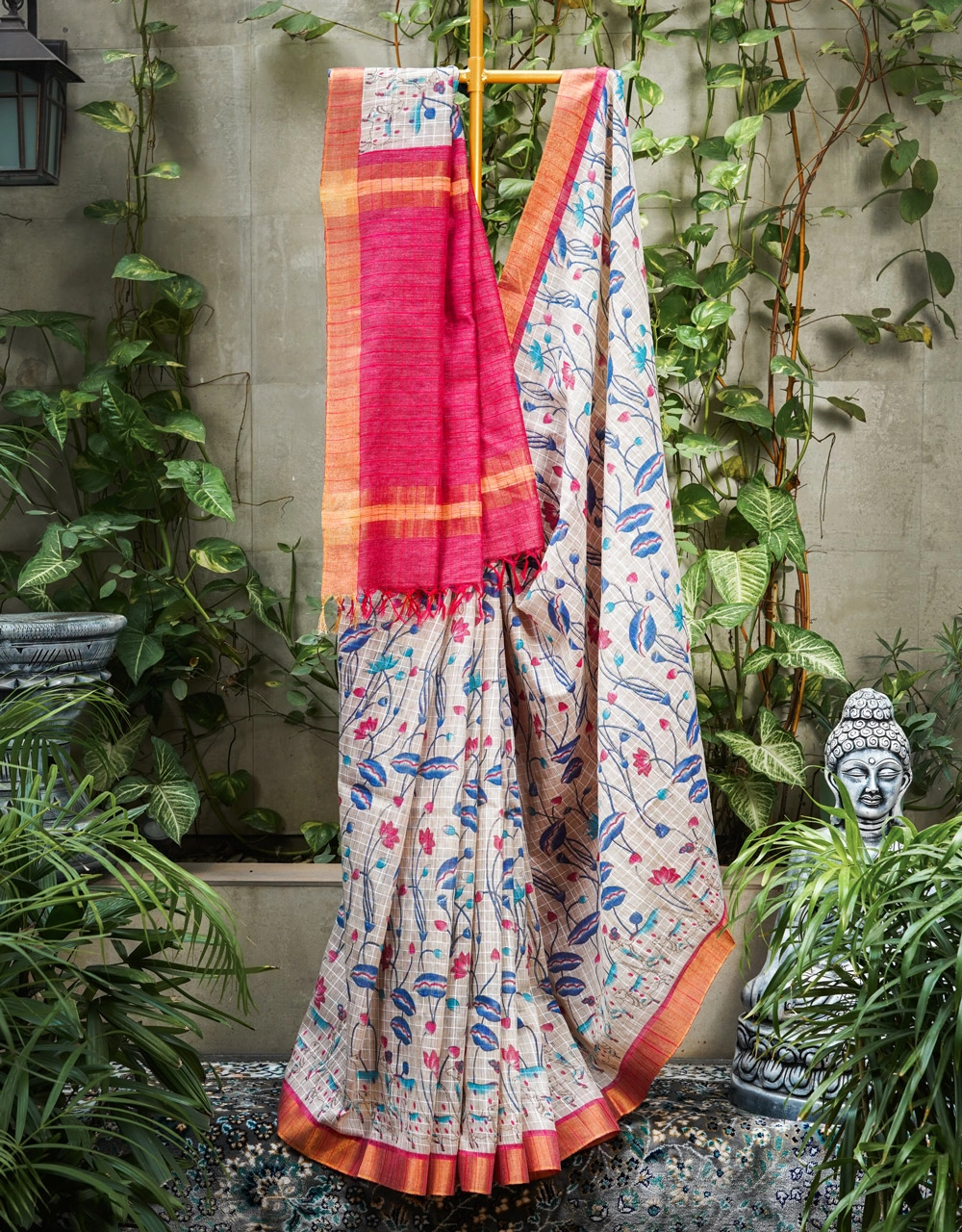 Beige And Rani Pink Pure Tussar Munga Silk Handloom Saree
