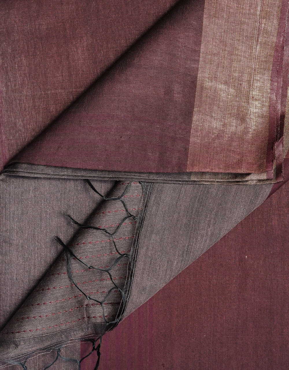 Maroon Wine Mulberry Munga Spun Silk Handloom Saree With Antique Gold Border - View 3
