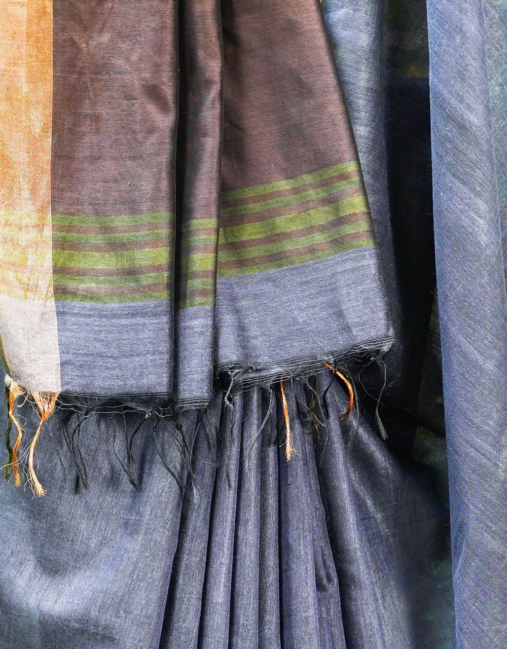 Blue And Earth Brown Mulberry Munga Silk Spun Handloom Saree - View 4
