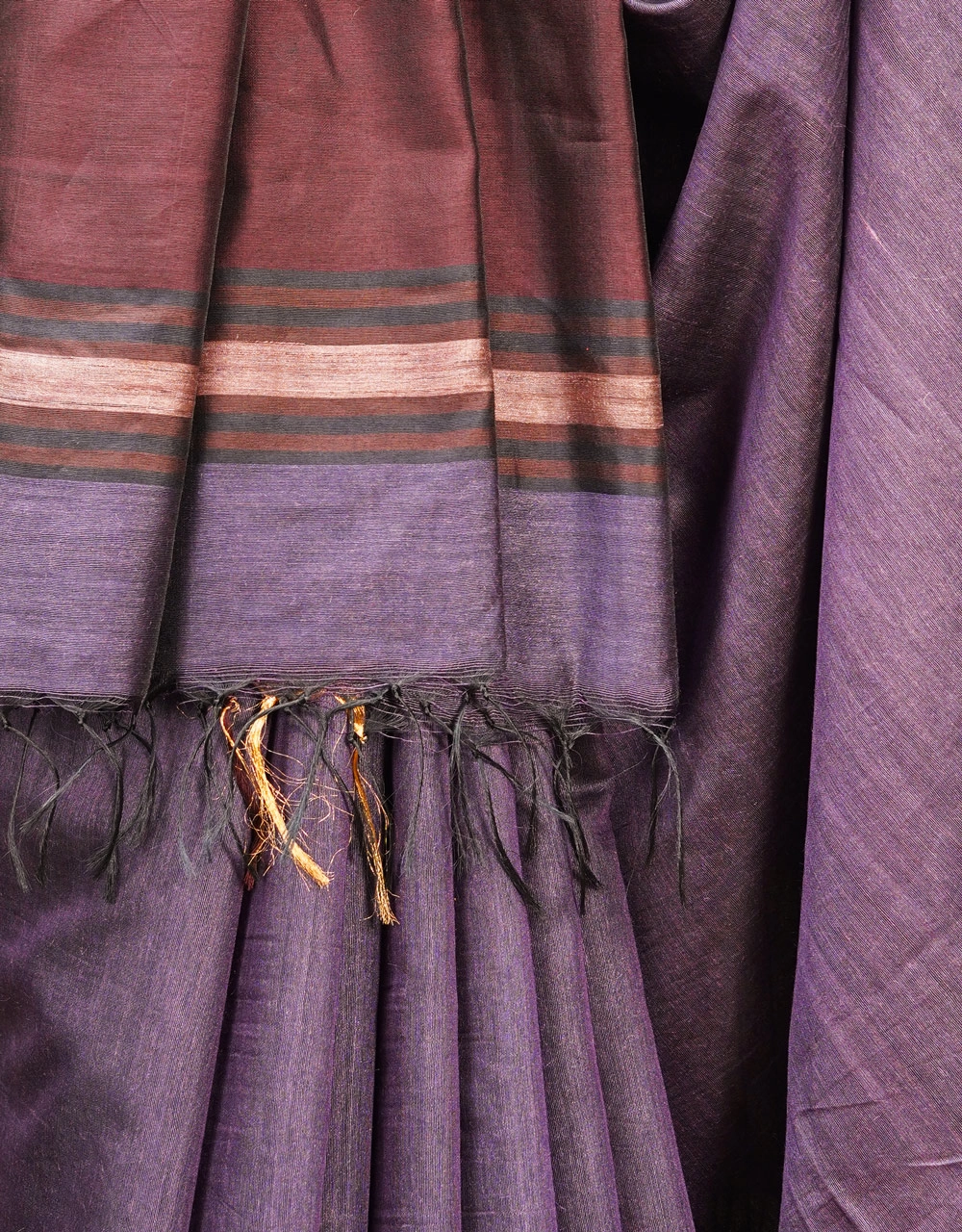 Violet Purple Contrast Pure Mulberry Munga Silk Spun Handloom Saree - View 4
