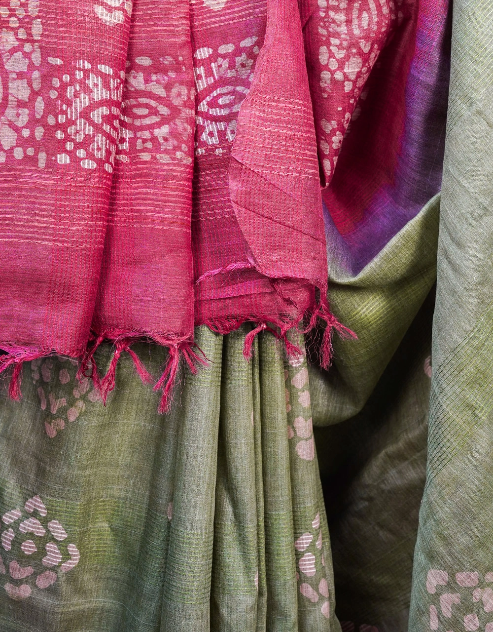 Green And Rani Pink Ikat Cotton Silk Saree - View 4