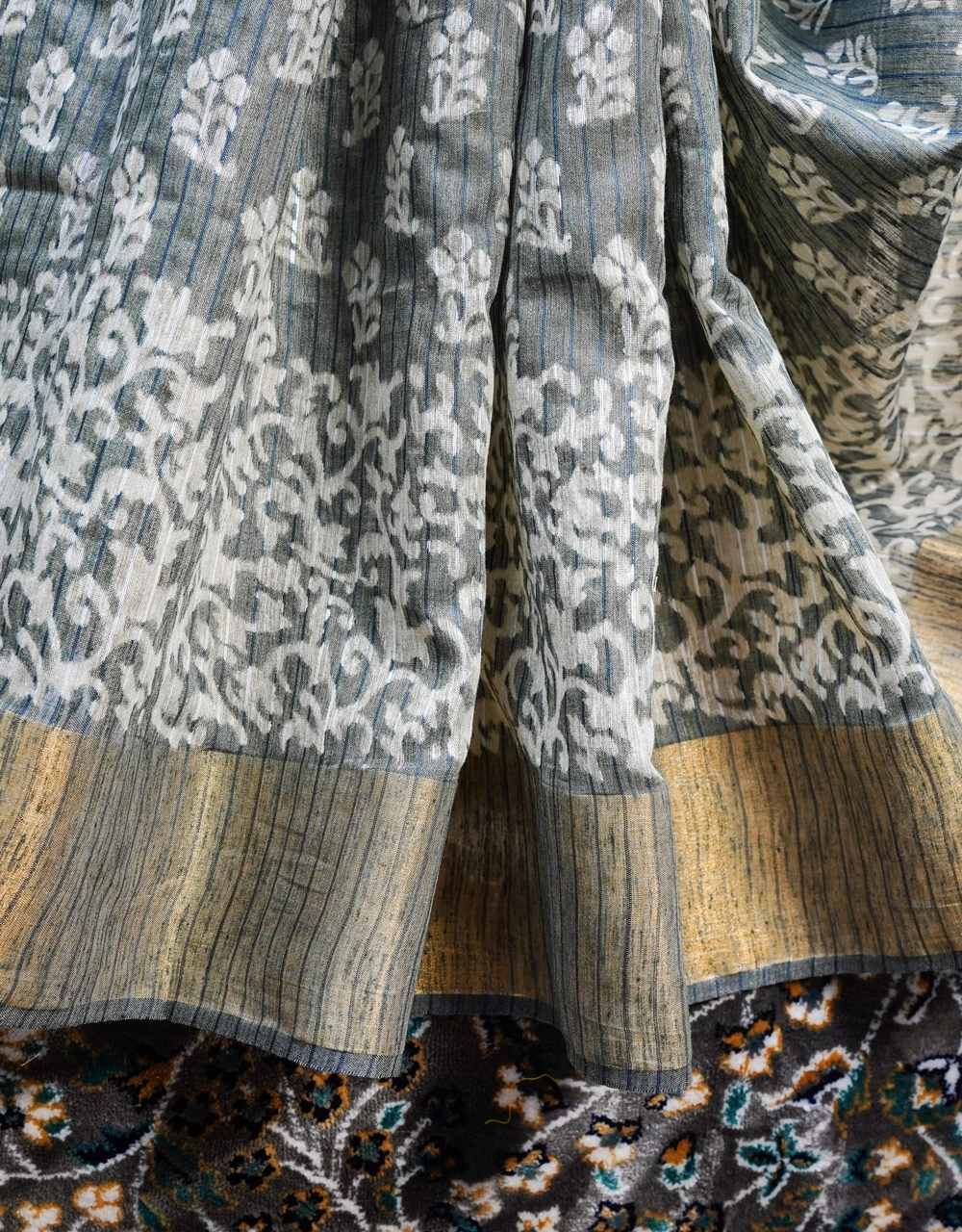 Grey And Gold Bhagalpuri Cotton Silk Saree - View 5