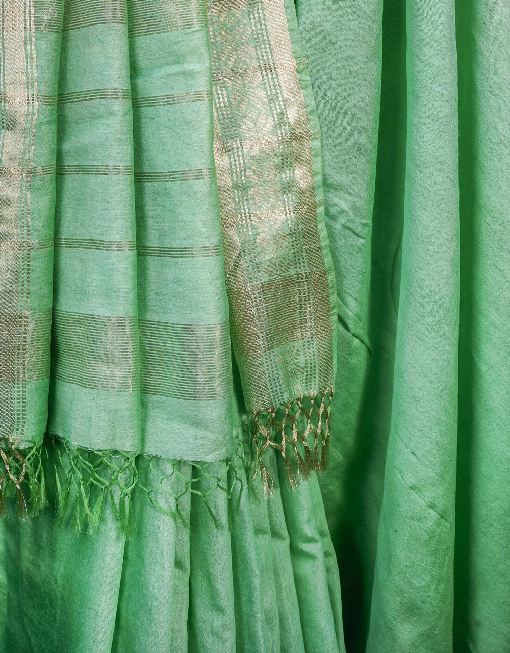 Green Bhagalpuri Cotton Silk Saree With Striped Pallu - View 4