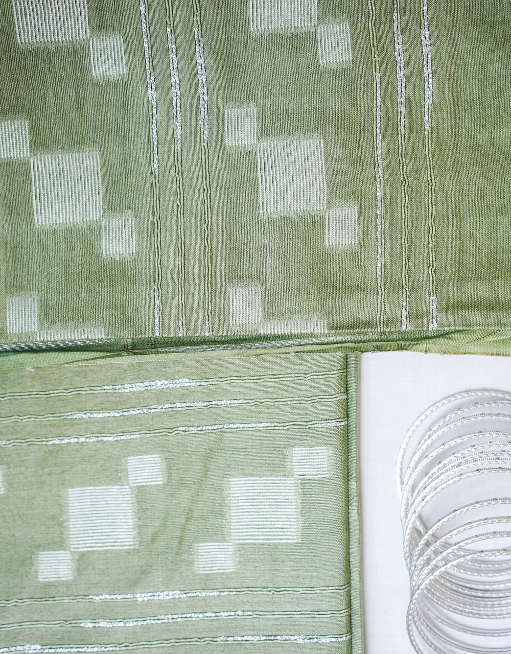 Green Sage Cotton Silk Saree With Geometric Buti Pallu - View 3