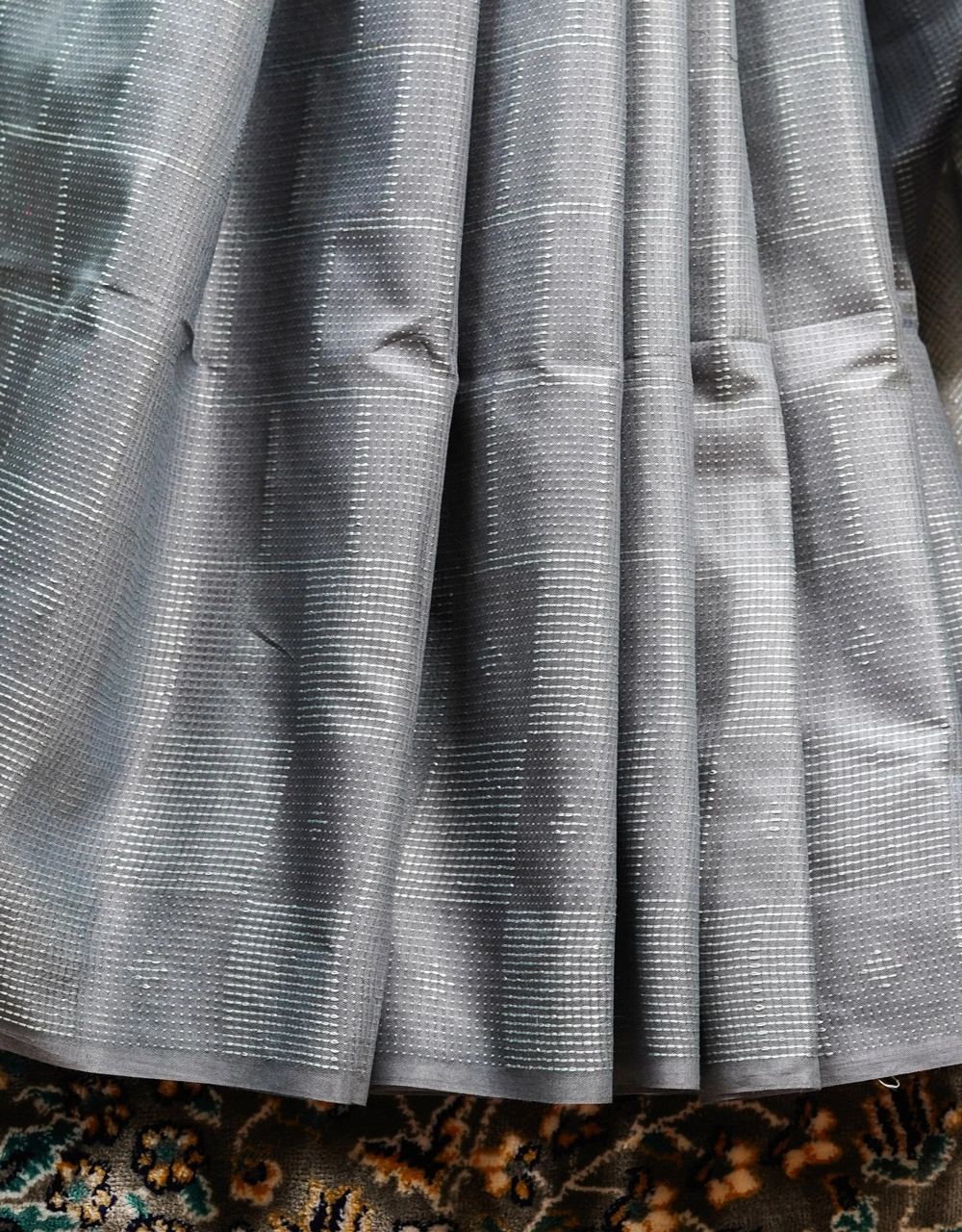 Grey Steel Handloom Cotton Silk Saree With Subtle Silver Weave - View 5