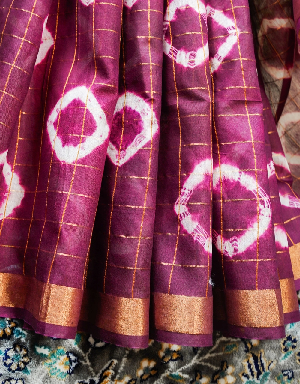 Maroon Plum Cotton Silk Saree With Red Contrast Pallu - View 5