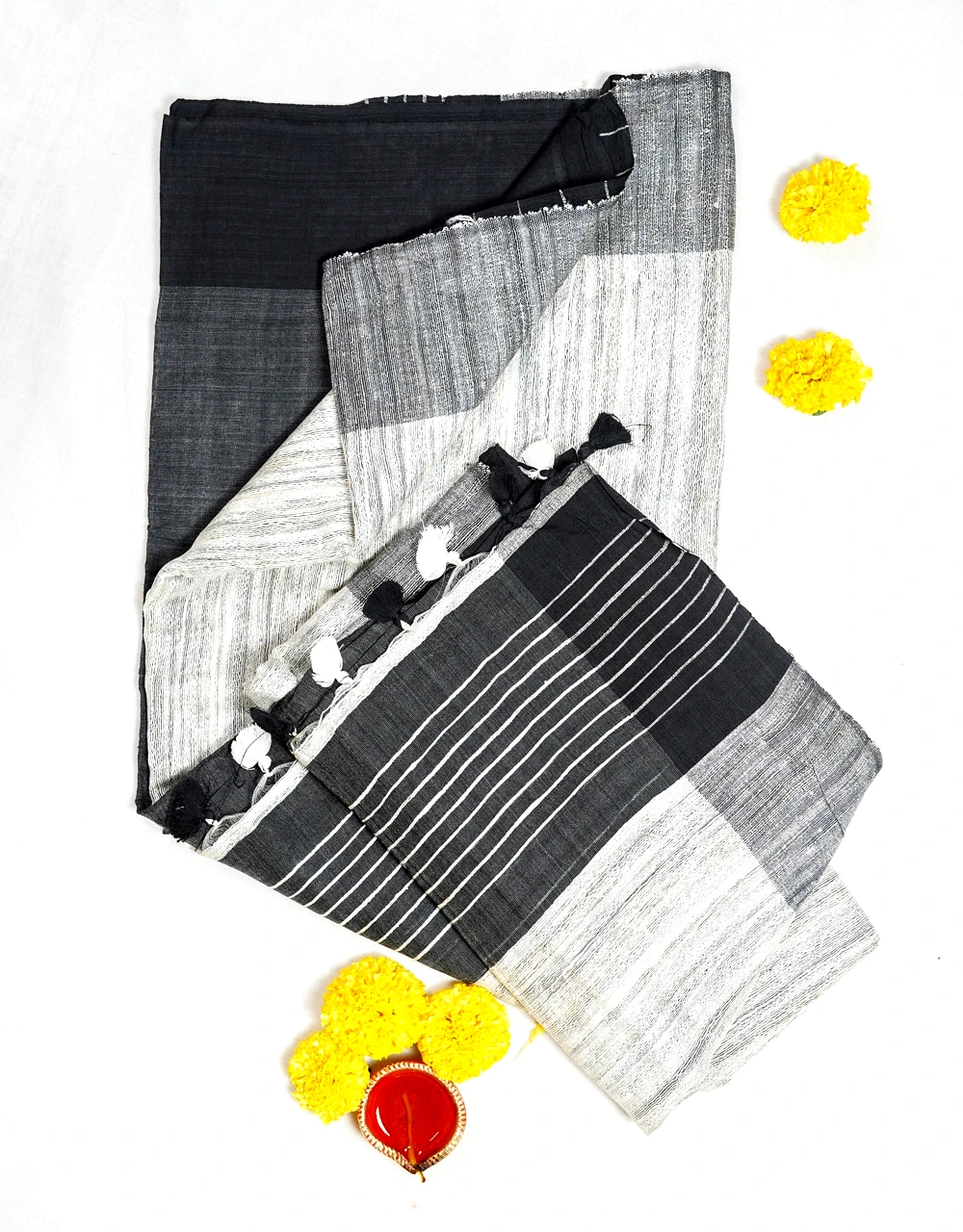 Hovered view of Black Charcoal Ivory Tasar Cotton Silk Saree With Ghicha Pallu