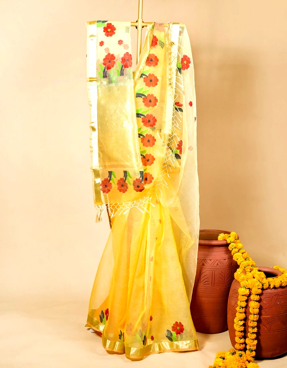 Yellow Floral Pure Resham Muslin Handloom Saree