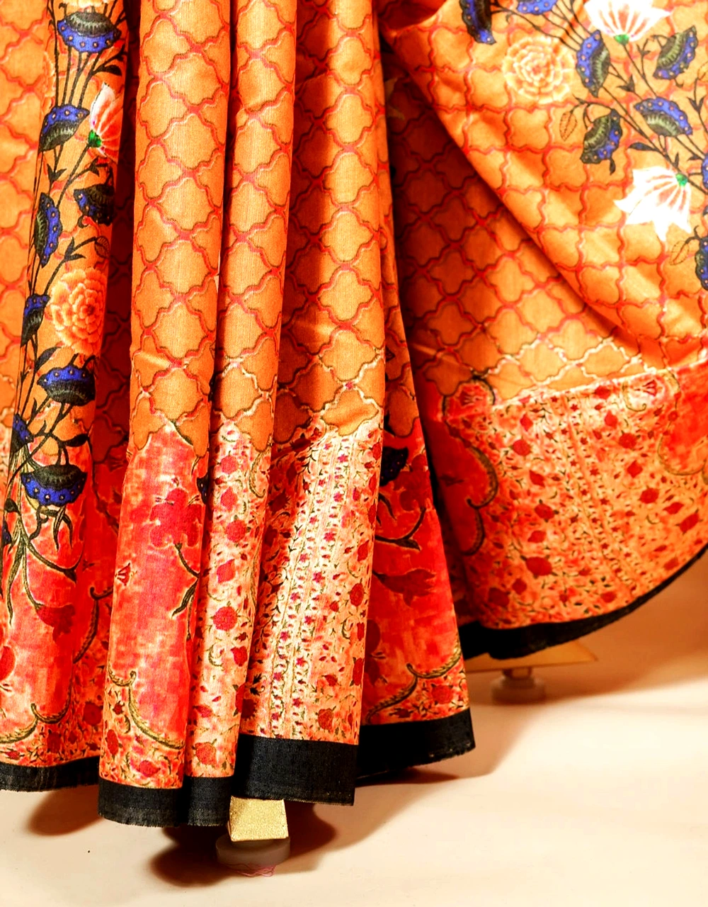 Orange Rust Digital Printed Linen Saree With Story Art Pallu - View 4