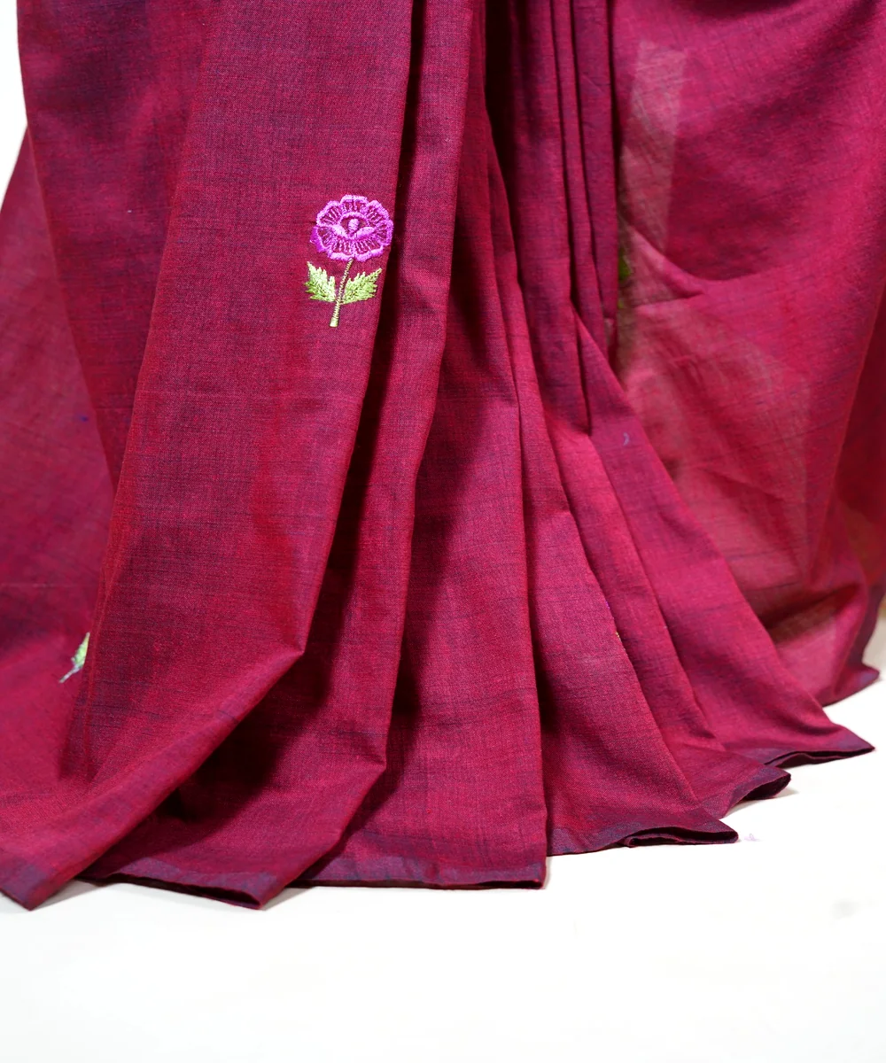 Maroon And Navy Blue Cotton Silk Saree With Floral Embroidery - View 5