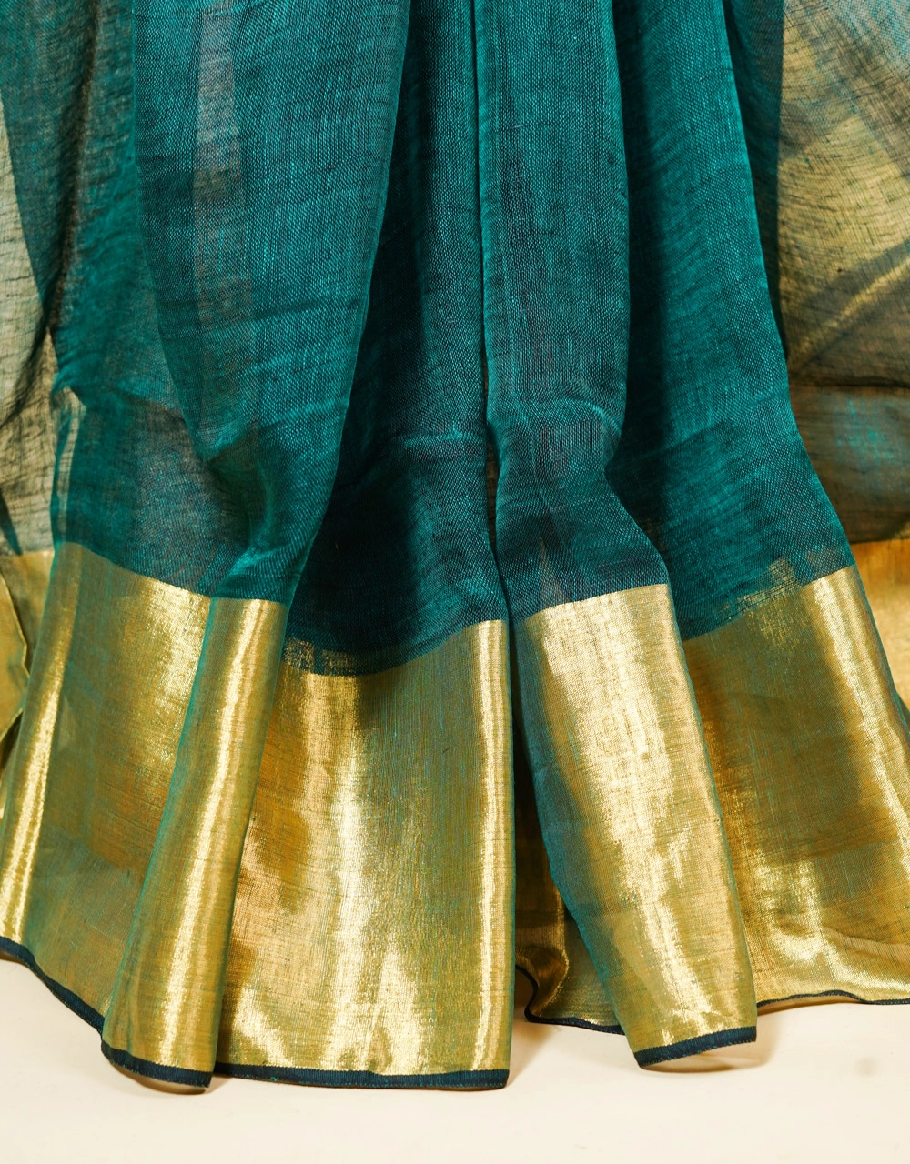 Green Teal Linen Saree With Handcrafted Tassels - View 4