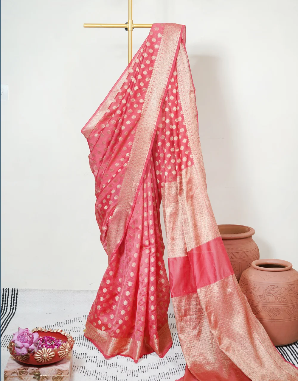 Pink Radiance Cotton Zari Saree With All Over Booti And Traditional Border