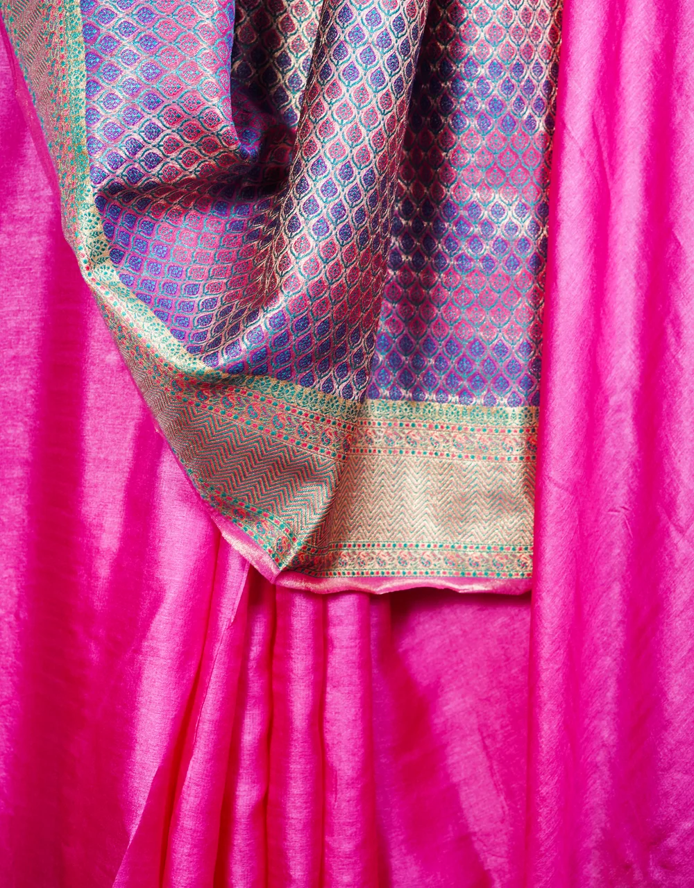 Pink Handwoven Pure Tussar Banarasi  Silk Saree - View 3