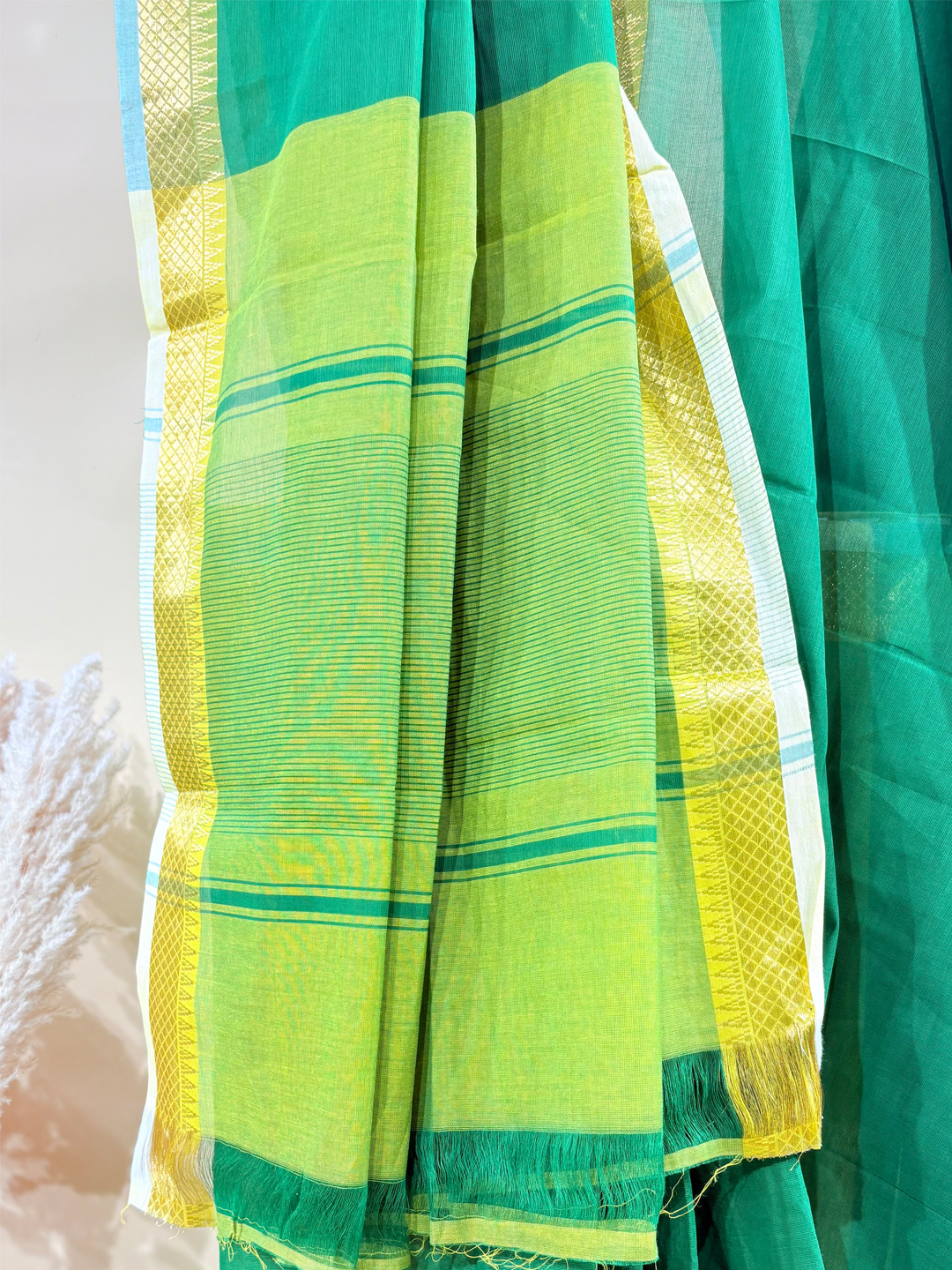 Green Handwoven Mangalgiri Pure Cotton Saree With Faux Golden Zari On Border - View 7