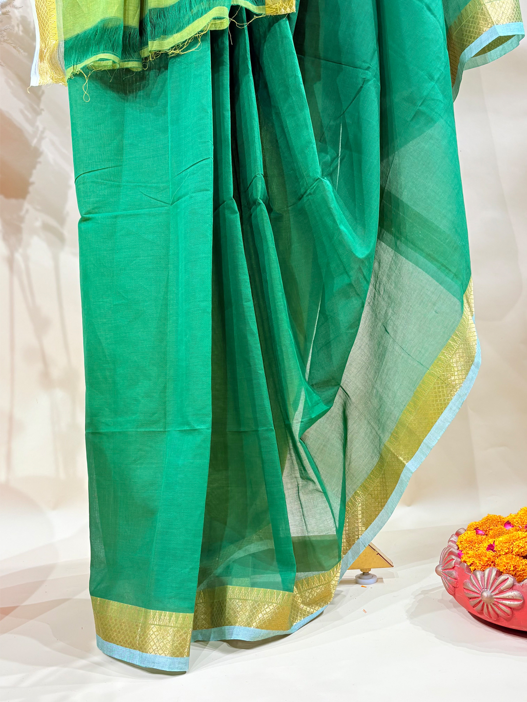 Green Handwoven Mangalgiri Pure Cotton Saree With Faux Golden Zari On Border - View 8