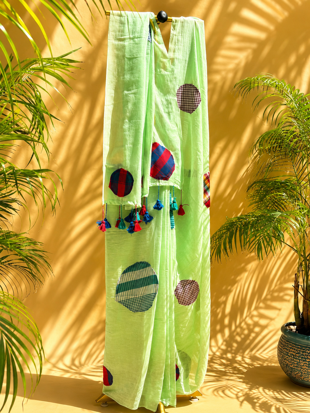 Green Bengal Mul Cotton Patch Work Saree - View 3