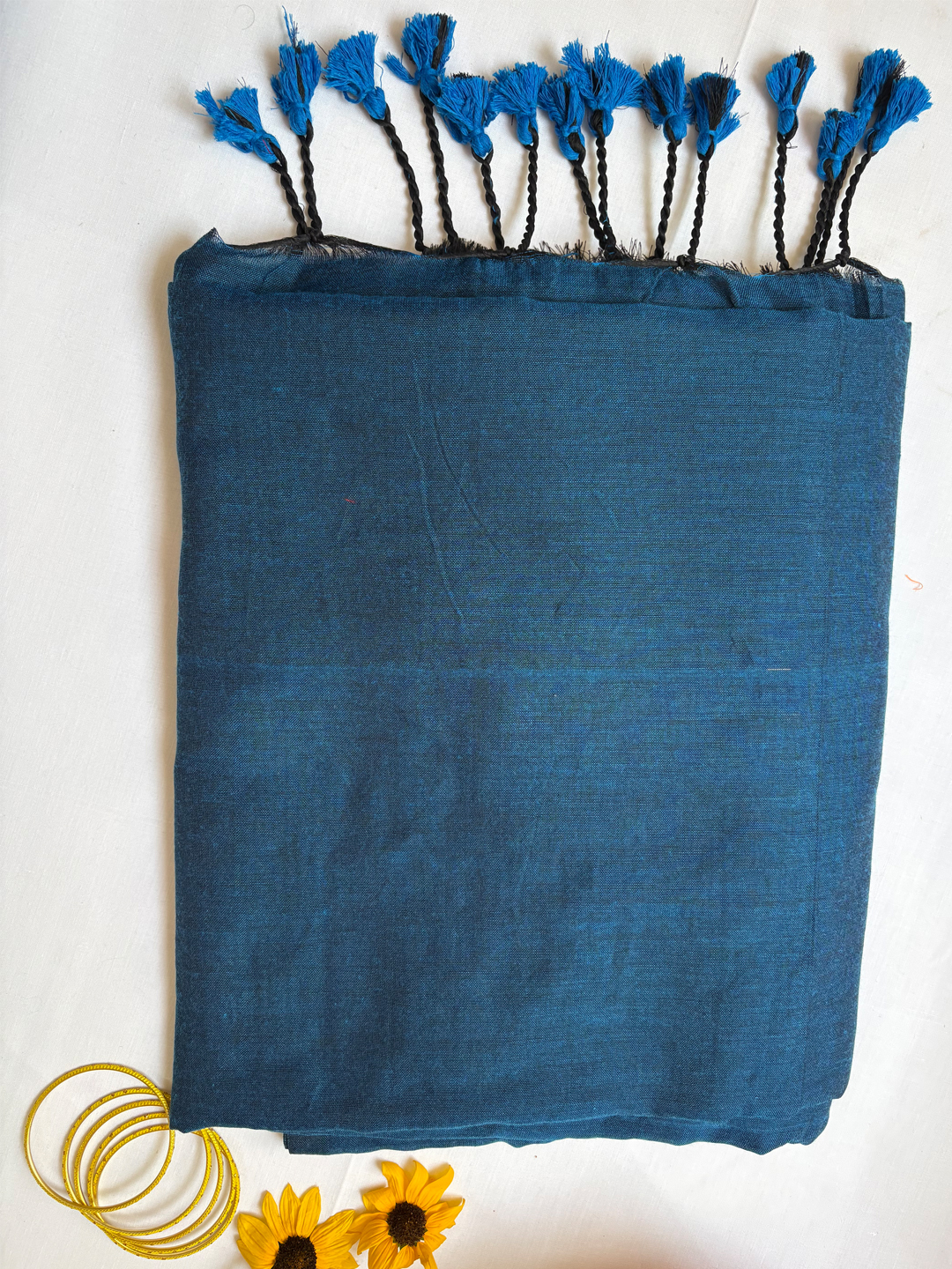 Indigo Bengal Cotton Saree With Designer Printed Blouse Piece - View 7
