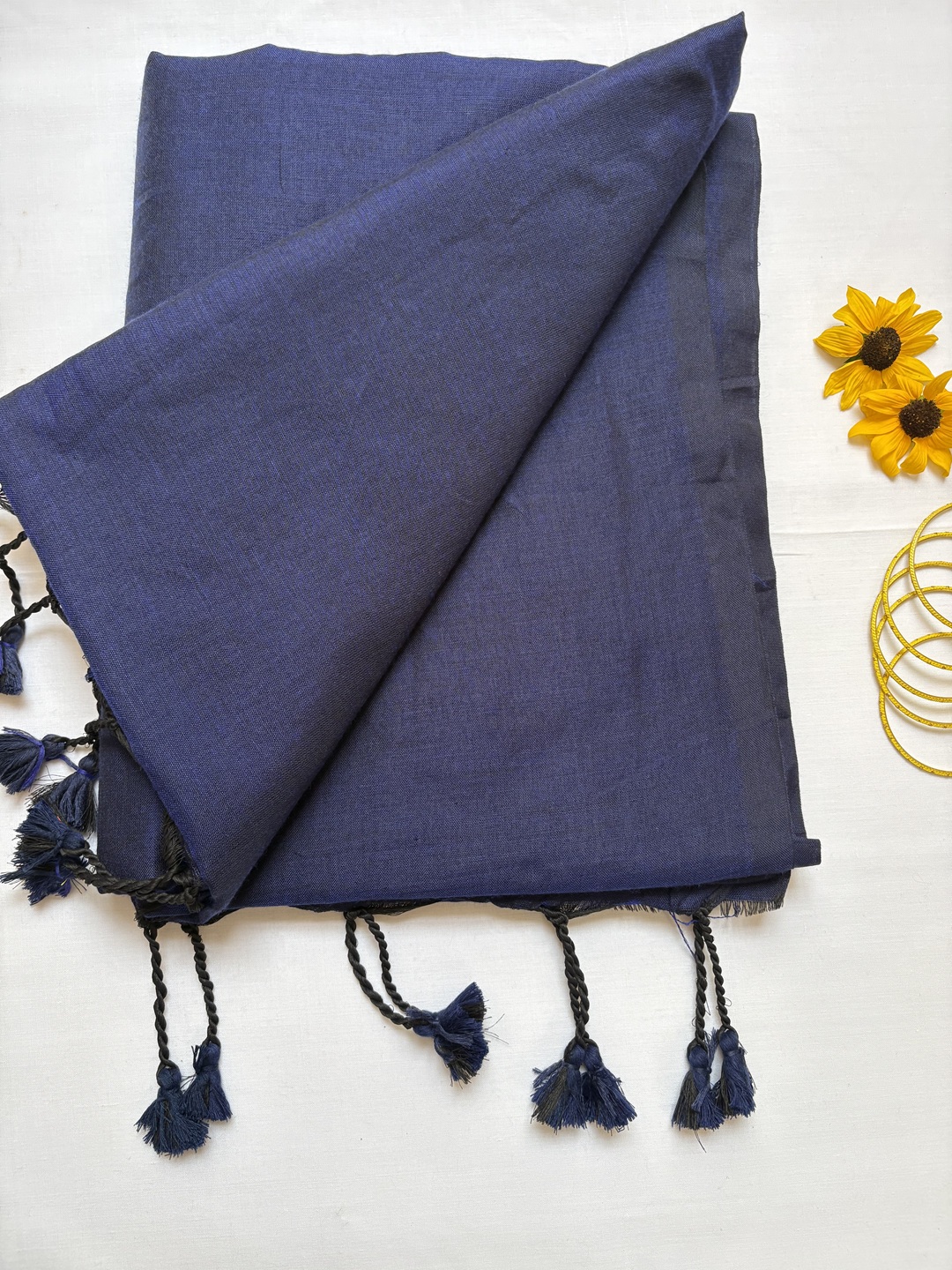 Blue Bengal Cotton Saree With Designer Printed Blouse Piece - View 5