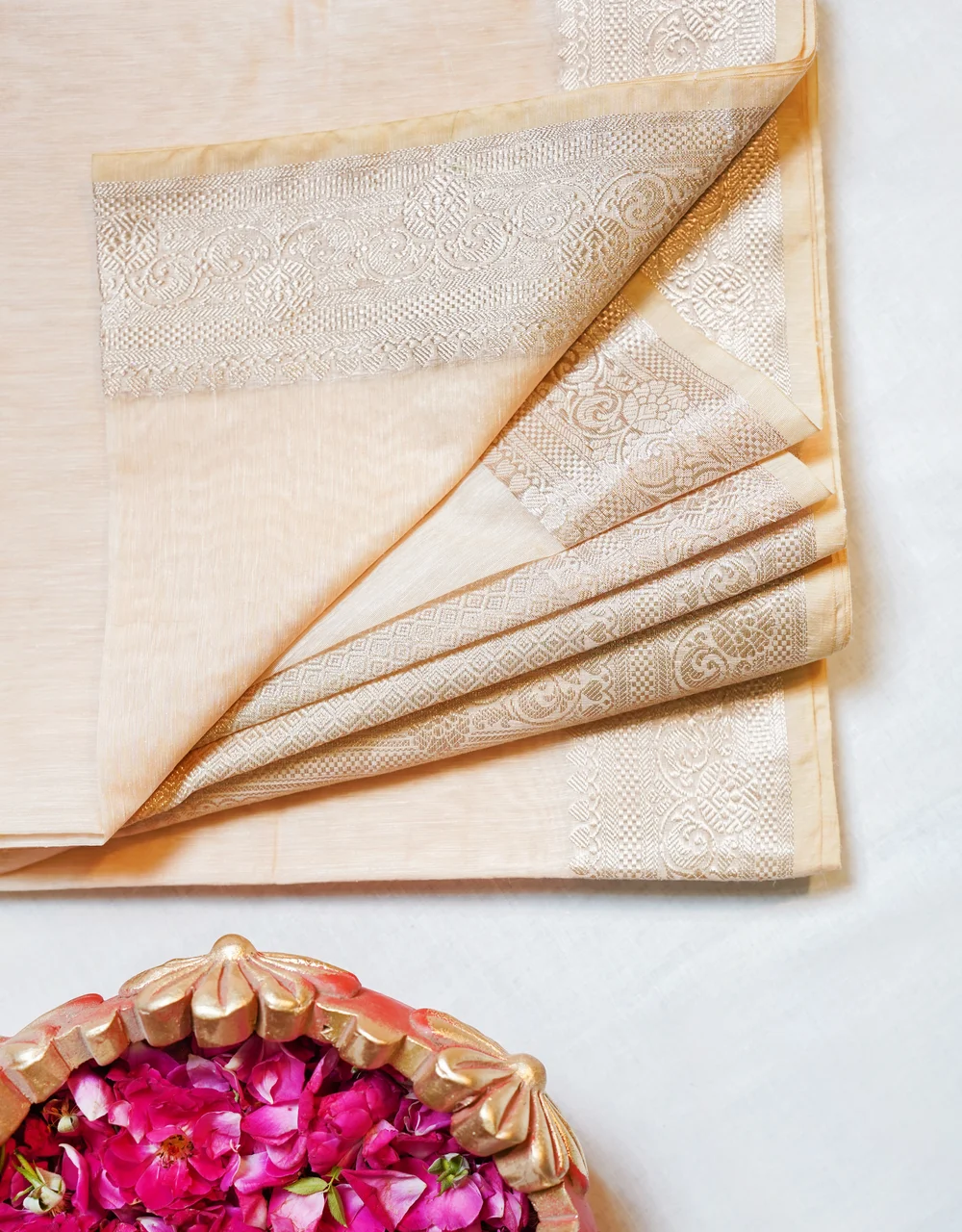 Peach Ivory Gold Zari Banarasi Linen Handloom Saree - View 5