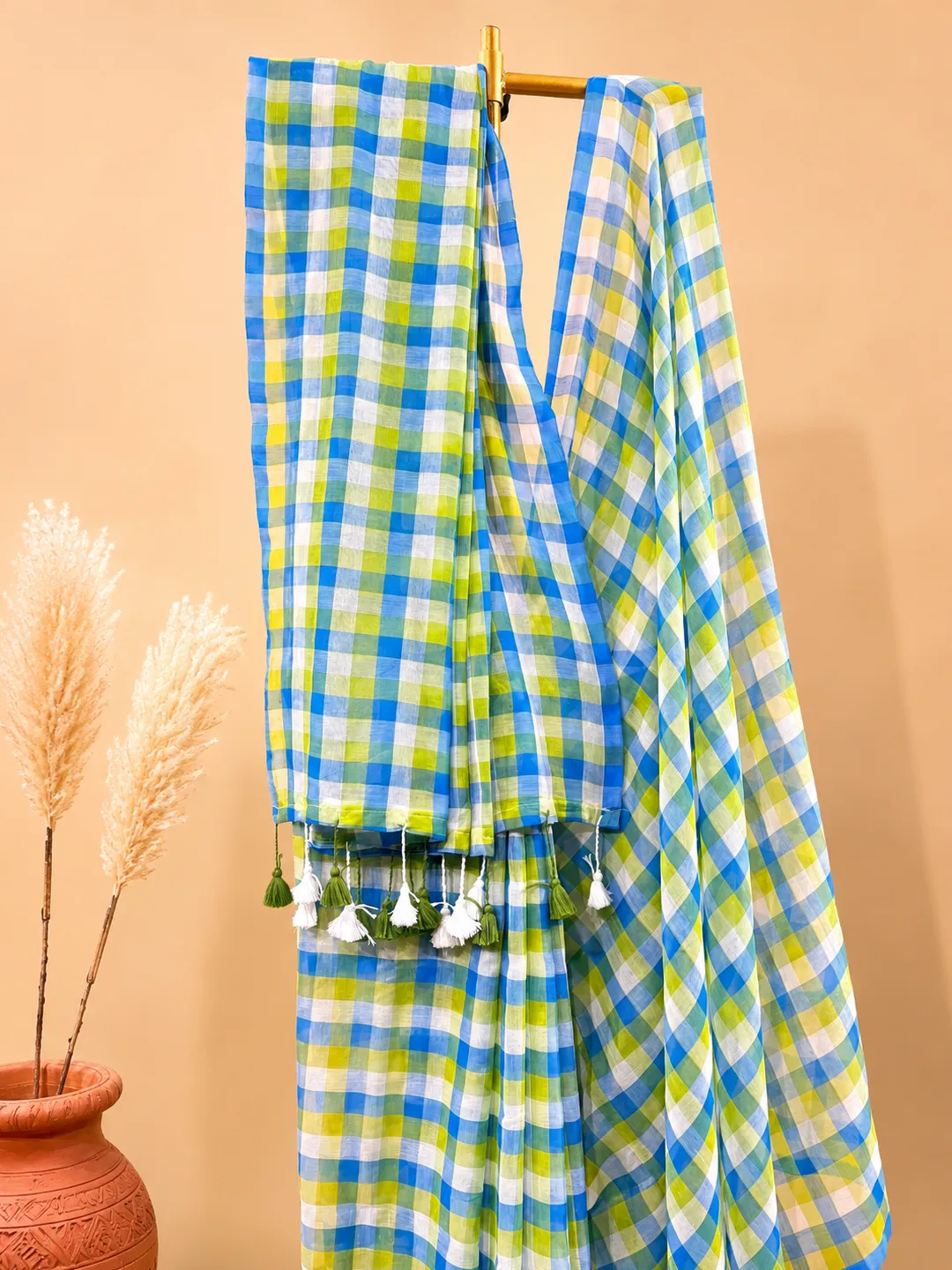 Blue And Lime Green Checked Bengal Mul Cotton Saree With Tassel Pallu - View 4
