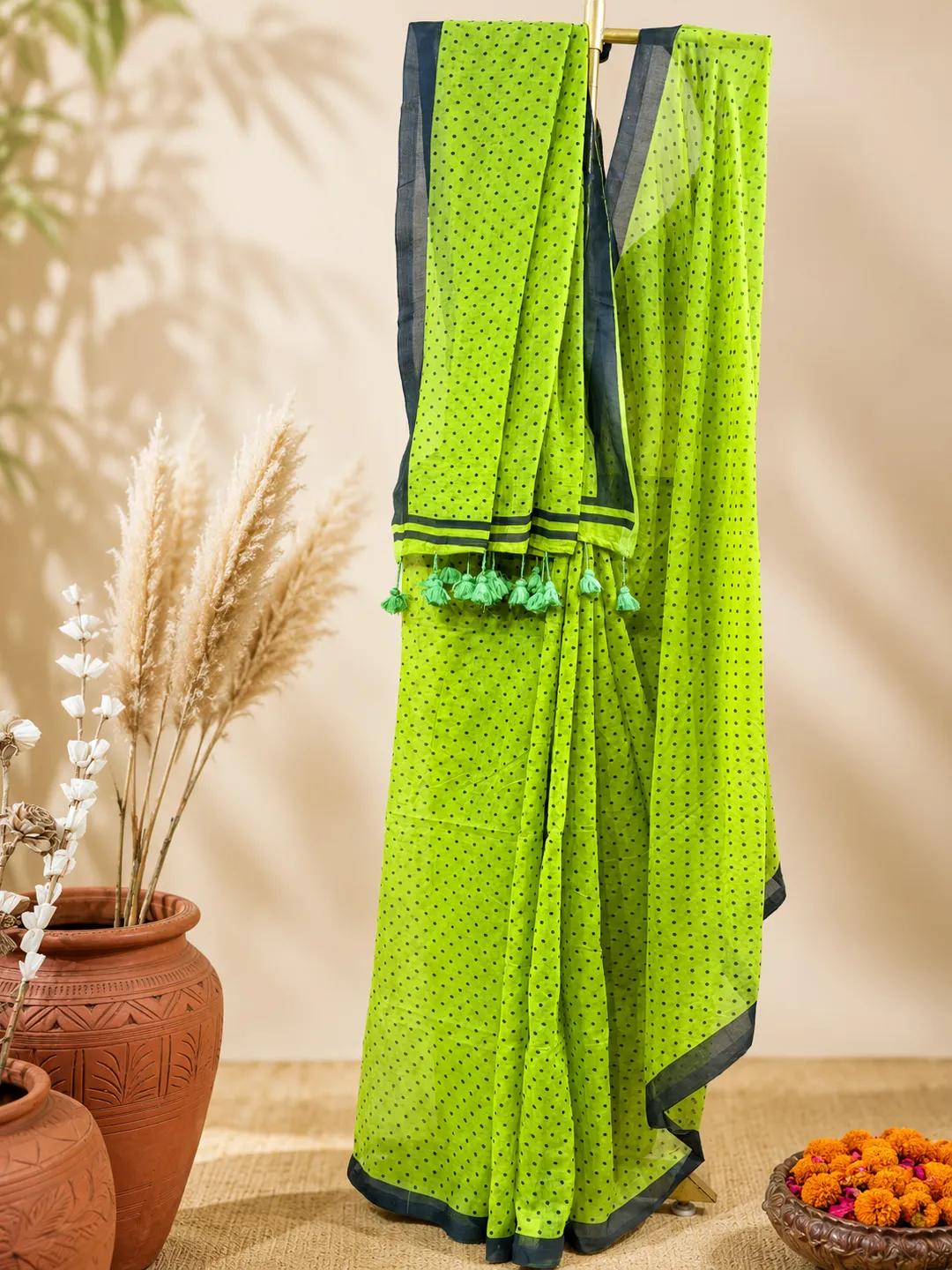 Green Bengal Mul Cotton Saree With Polka Dot Print & Tassel Pallu - View 3