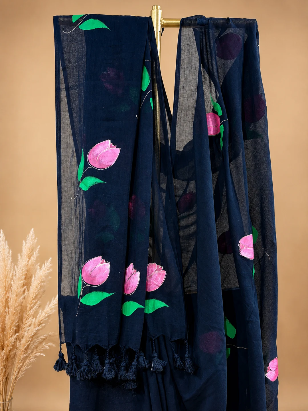Black Bengal Mul Cotton Hand-Painted Tulip Saree With Tassel Pallu - View 4