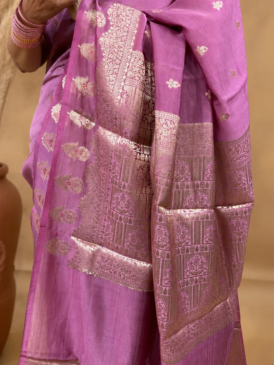  Purple Banarasi Mango Silk Saree In Mauve Purple With Silver Zari And Meenakari Motifs Front view
