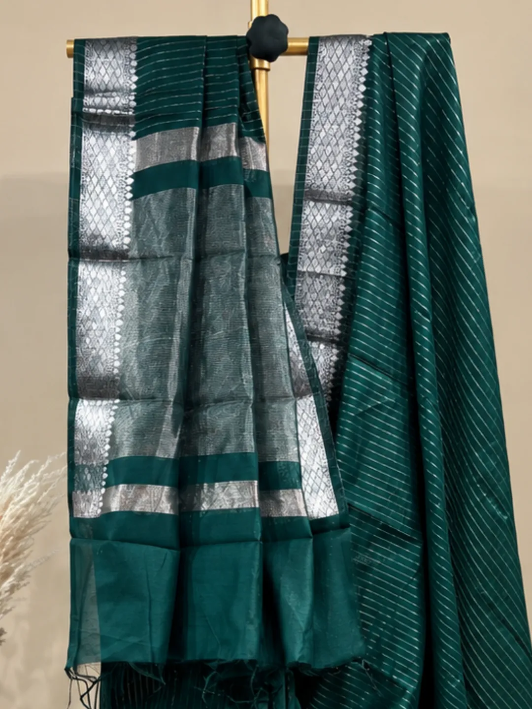 Green Banarasi Tissue Silk Saree Green Fine Stripe With Zari Border front view