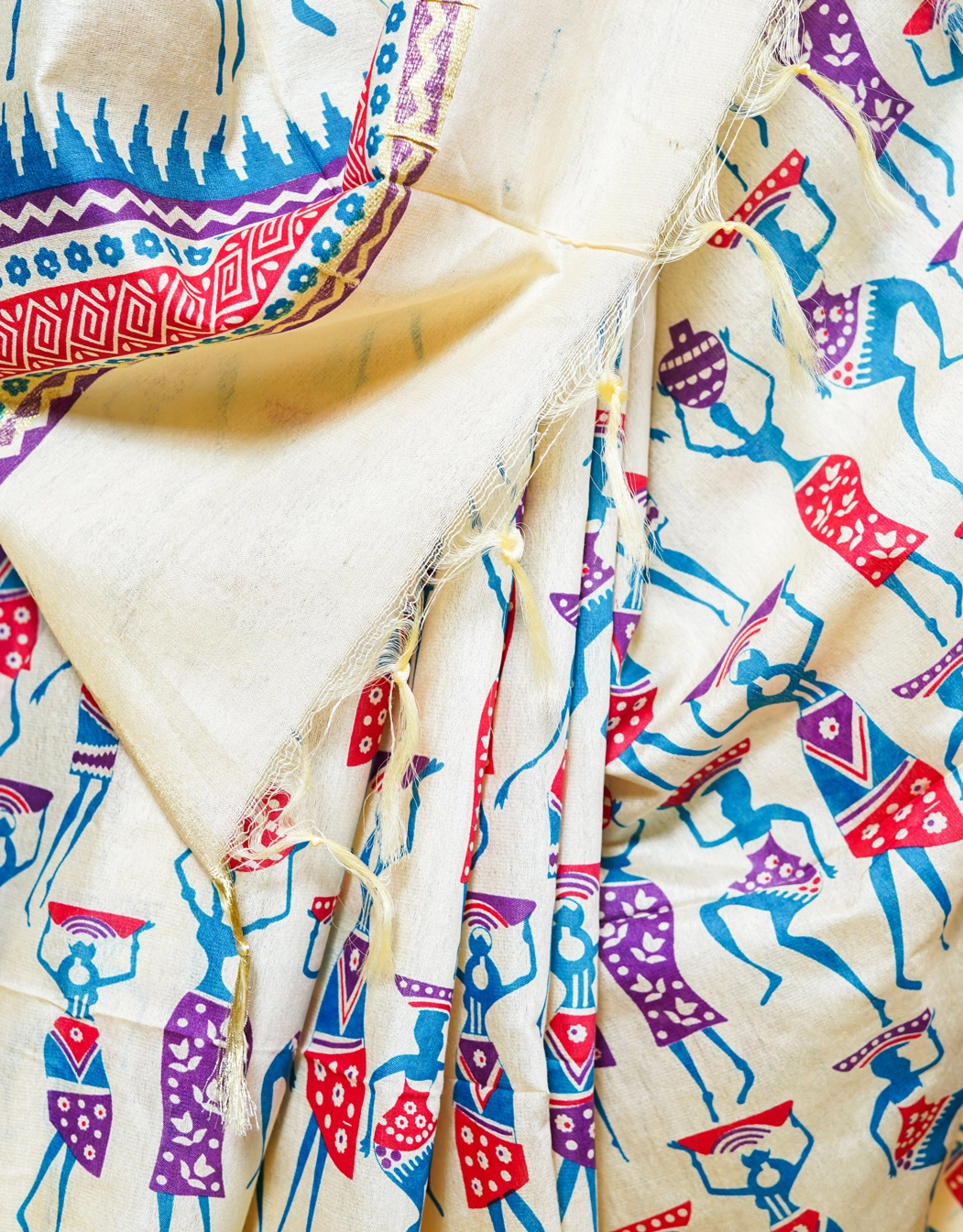 Multicoloured Tribal Rhythm Warli Print Soft Silk Madhubani Saree - View 4