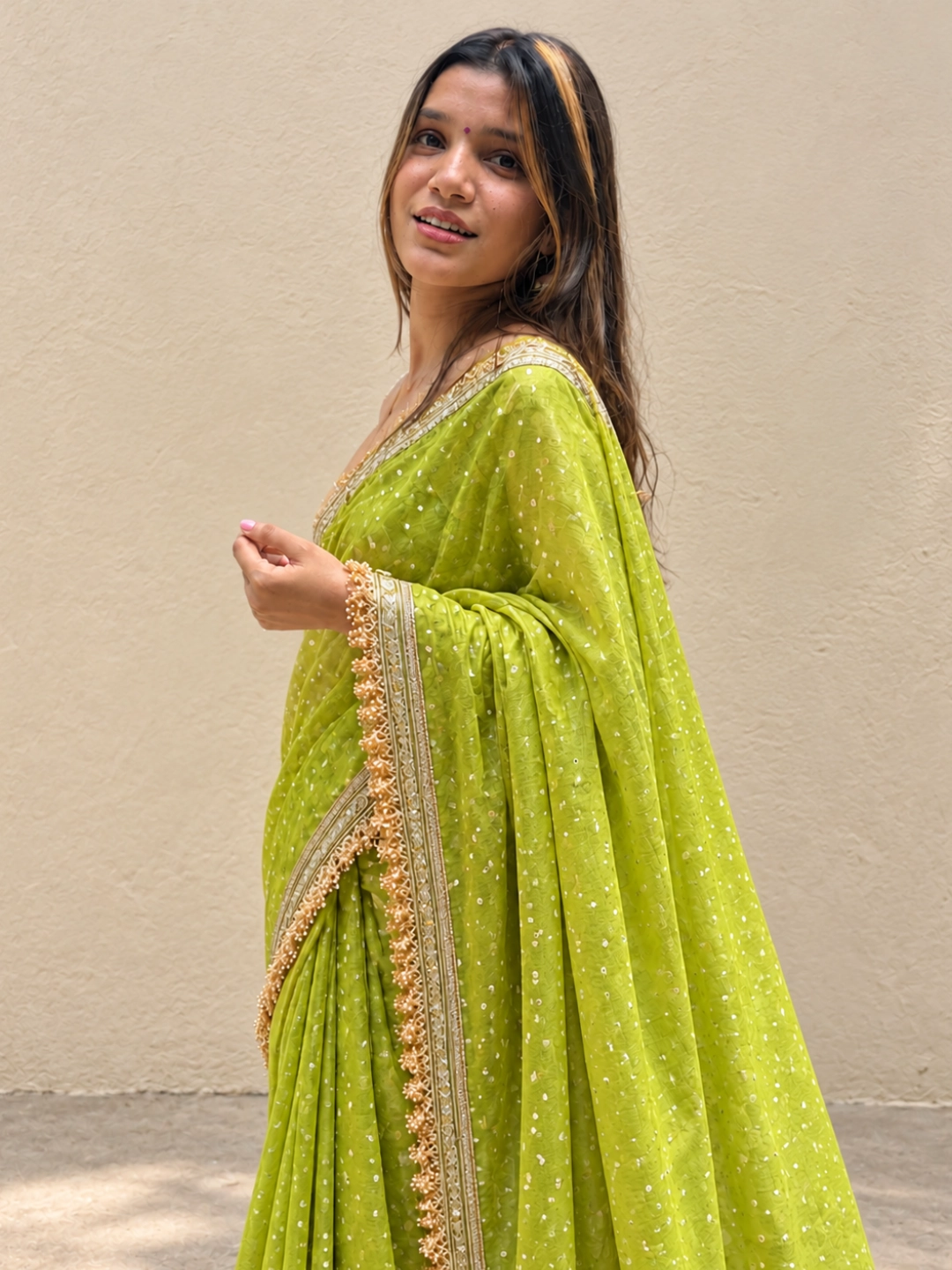 Green Tissue Silk Saree With Kiran Lace Border front view