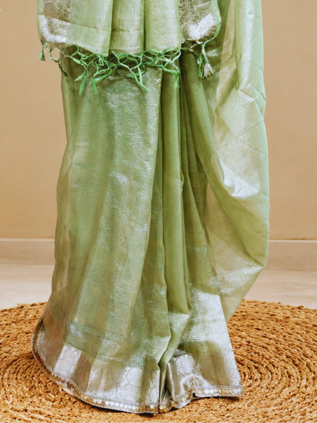  Green Crushed Tissue Silk Banarasi Saree Front view