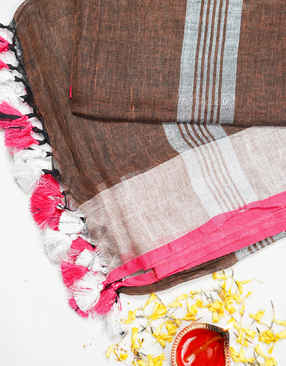Brown Handwoven Linen Saree With Silver Zari Border And Hand Tasselled Edge - View 3
