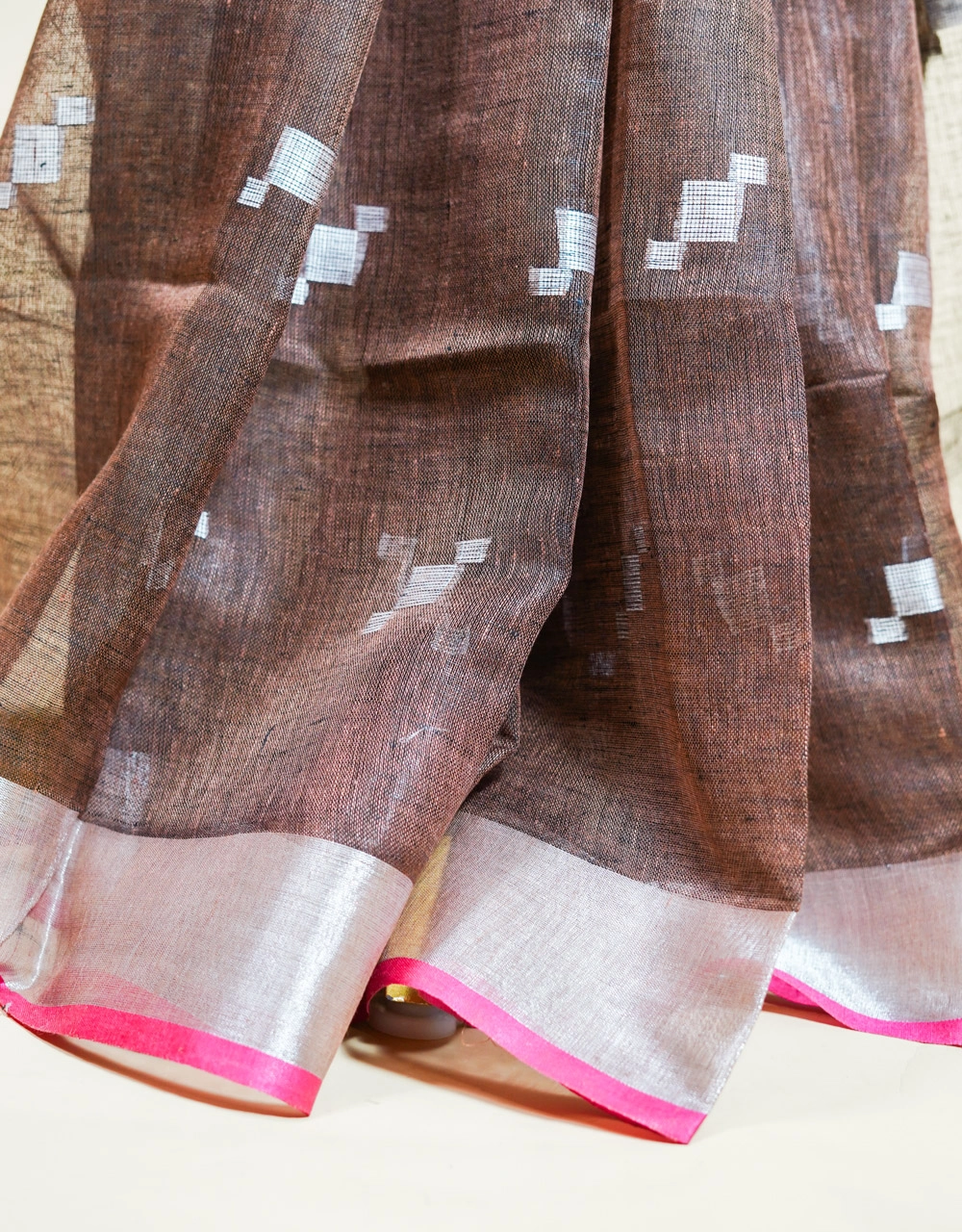 Brown Handwoven Linen Saree With Silver Zari Border And Hand Tasselled Edge - View 5