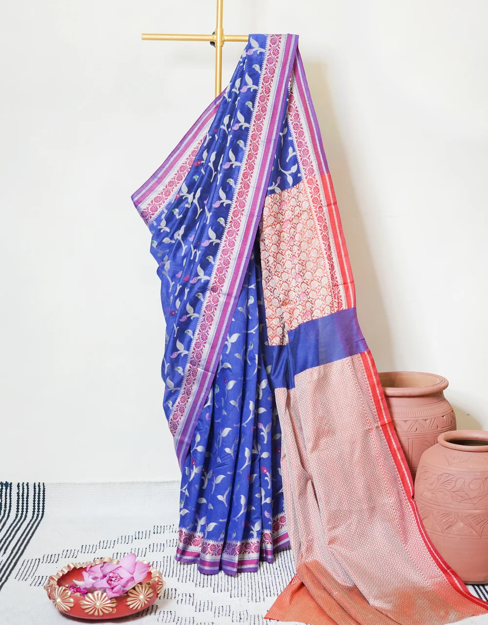 blue-azure-bloom-cotton-silk-mercerised-saree-with-floral-zari-weave