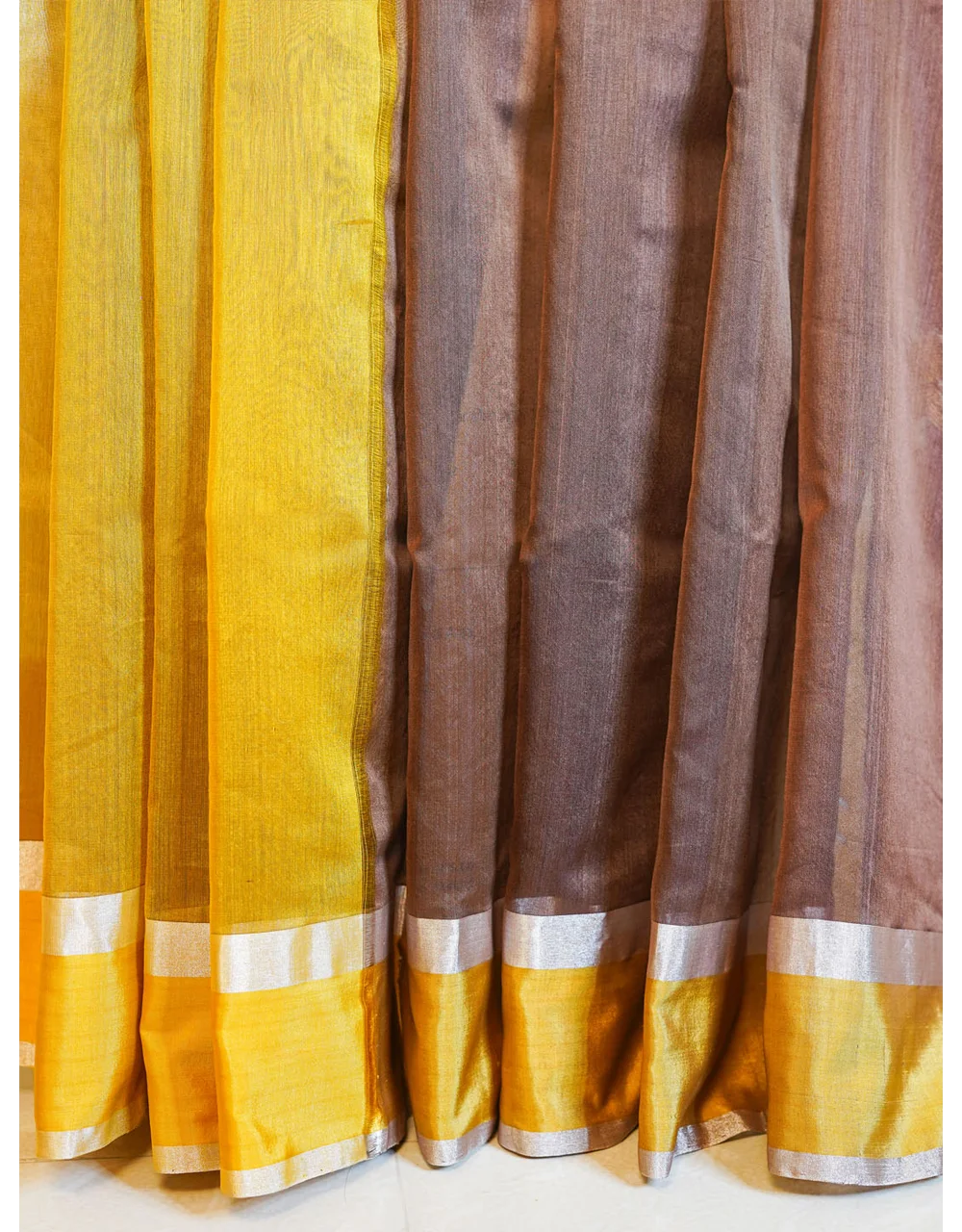 Brown Chanderi Silk Saree With Golden Zari Peacock Motifs - View 4
